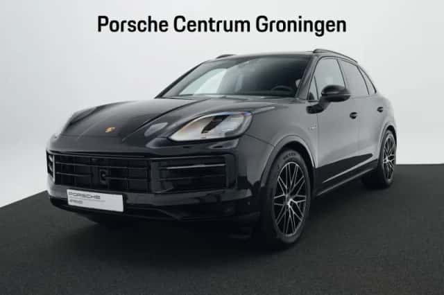 Porsche Cayenne (2026) thumbnail 1