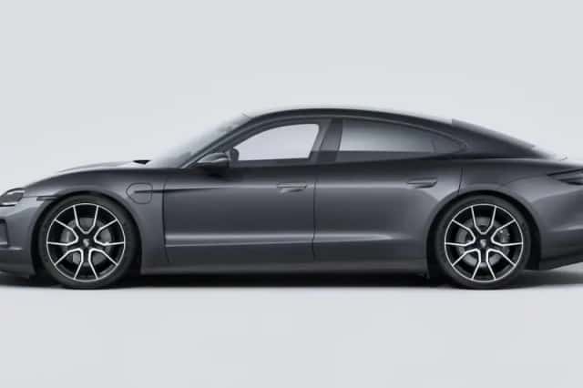 Porsche Taycan (2026) thumbnail 2