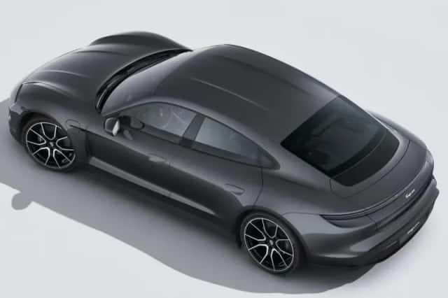 Porsche Taycan (2026) thumbnail 4