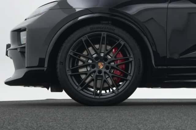 Porsche Macan (2026) thumbnail 6