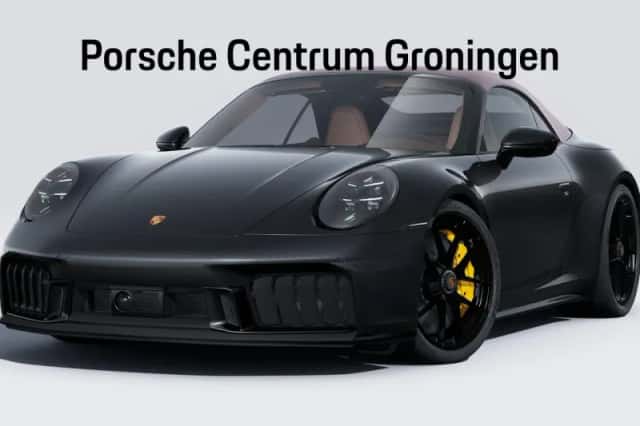 Porsche 911 (2025) thumbnail 1