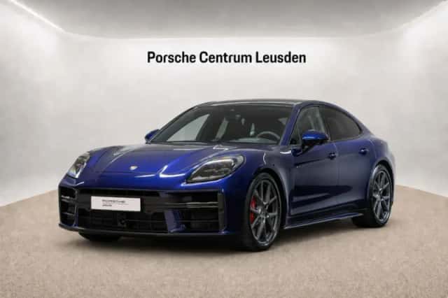 Porsche Panamera (2024) thumbnail 1