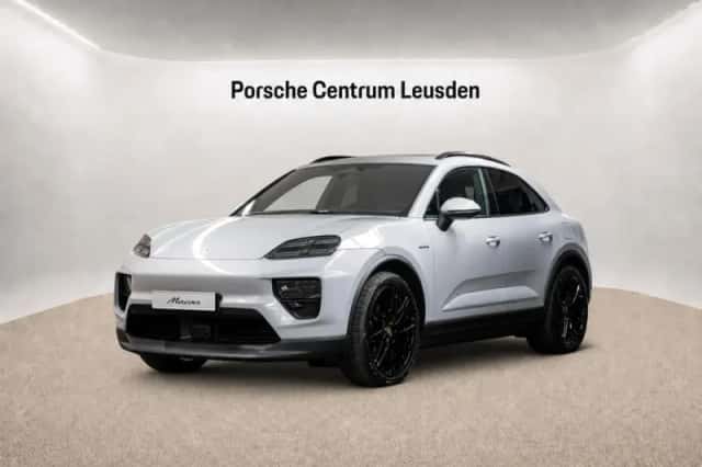 Porsche Macan (2026) thumbnail 1