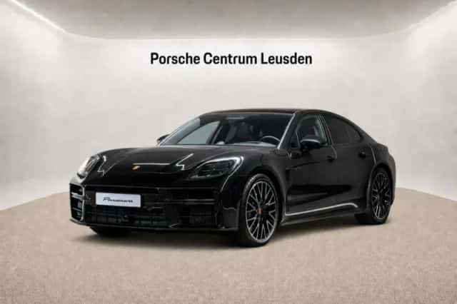 Porsche Panamera (2026) thumbnail 1