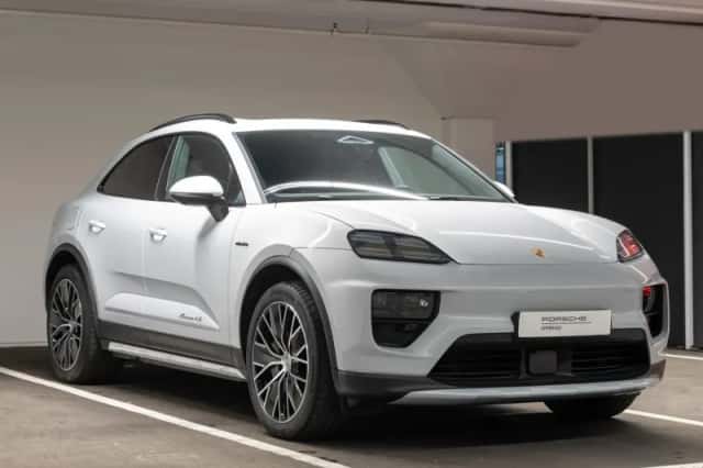 Porsche Macan (2025) thumbnail 5