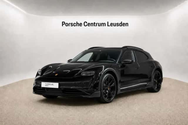 Porsche Taycan (2022) thumbnail 1