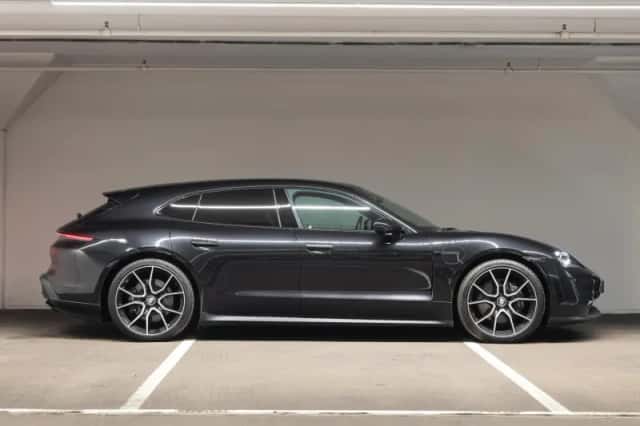 Porsche Taycan Sport Turismo (2023) thumbnail 6