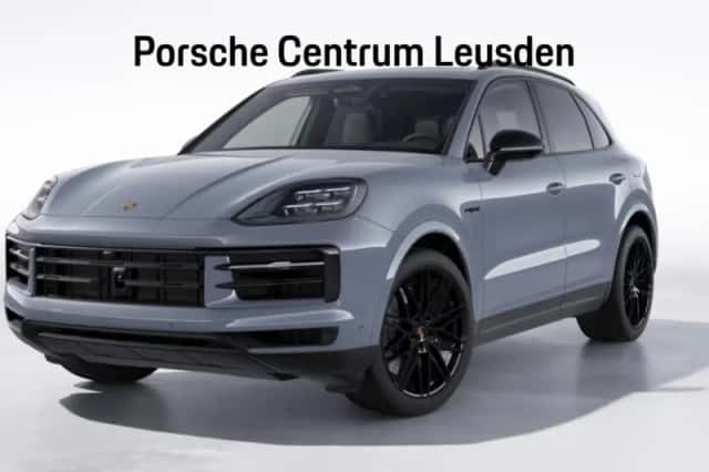 Porsche Cayenne (2024) thumbnail 1