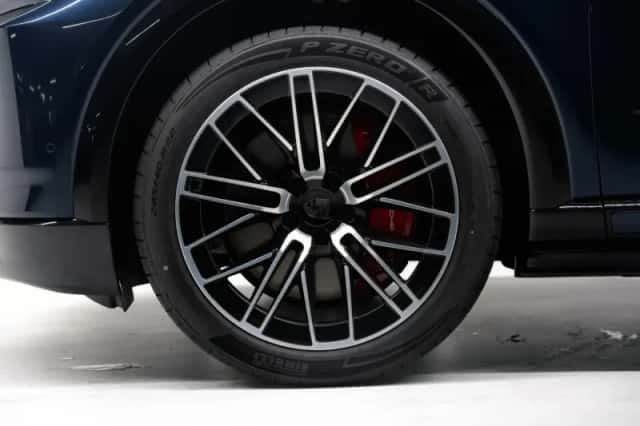 Porsche Cayenne (2026) thumbnail 5