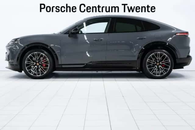 Porsche Cayenne (2026) thumbnail 5