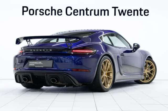 Porsche 718 Cayman (2021) thumbnail 3