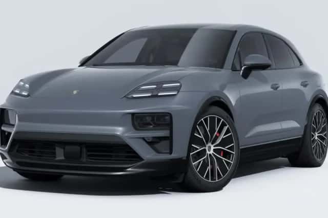Porsche Macan (2026) thumbnail 1