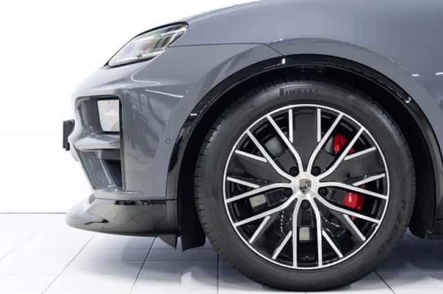 Porsche Macan (2026) thumbnail 6