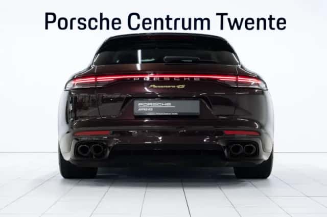 Porsche Panamera (2023) thumbnail 4