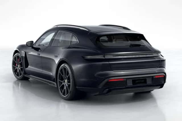 Porsche Taycan (2023) thumbnail 3