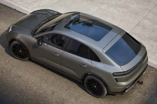 Porsche Macan (2026) thumbnail 4