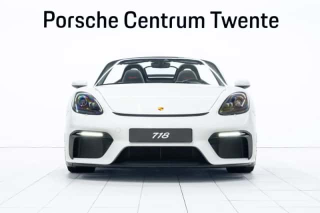 Porsche 718 Boxster (2022) thumbnail 2