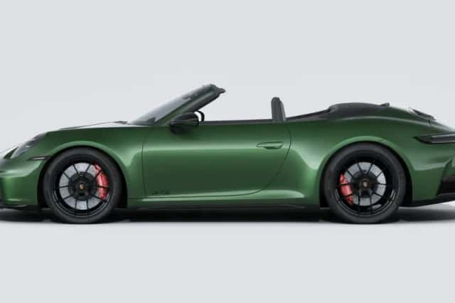 Porsche 911 (2026) thumbnail 2