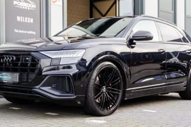 Audi SQ8 (2019) thumbnail 3