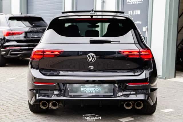 Volkswagen Golf (2021) thumbnail 5