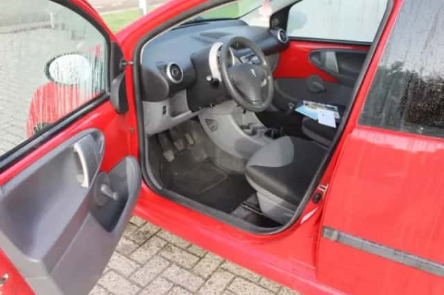 Peugeot 107 (2007) thumbnail 5