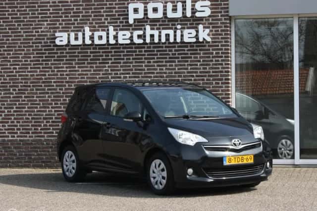 Toyota Verso S (2014) thumbnail 1