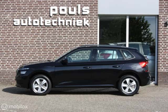 Škoda Kamiq (2021) thumbnail 2