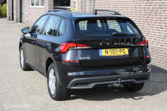 Škoda Kamiq (2021) thumbnail 6