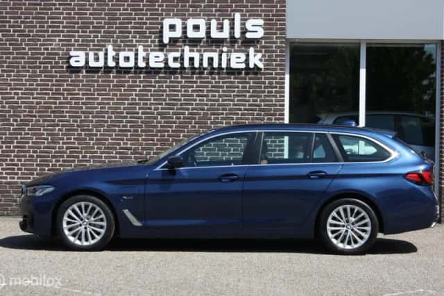 BMW 5-Serie (2023) thumbnail 2