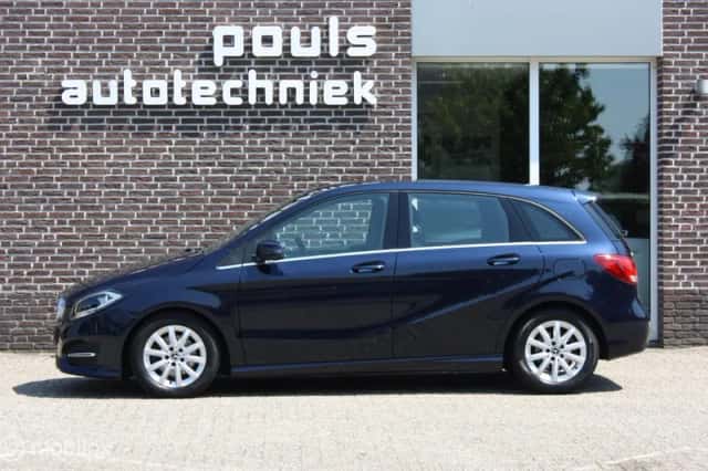 Mercedes-Benz B-Klasse (2017) thumbnail 2