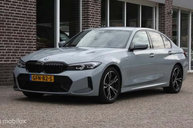 BMW 3-Serie (2023) thumbnail 2