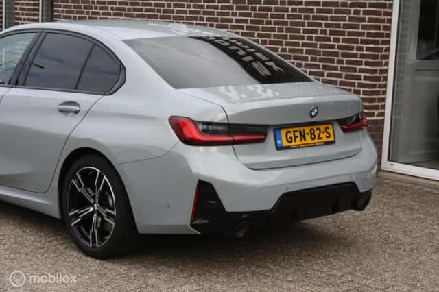 BMW 3-Serie (2023) thumbnail 5
