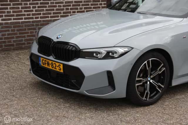 BMW 3-Serie (2023) thumbnail 6
