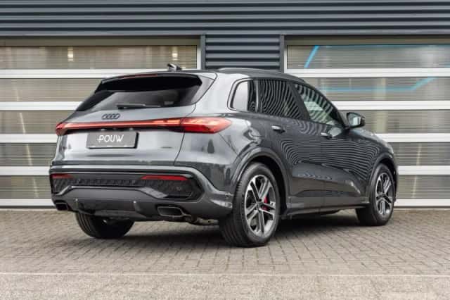 Audi Q5 (2026) thumbnail 2