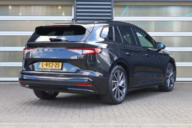 Škoda Enyaq (2021) thumbnail 2
