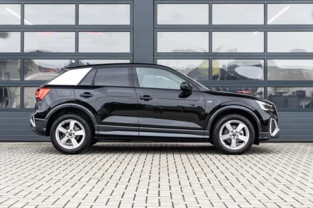 Audi Q2 (2026) thumbnail 3