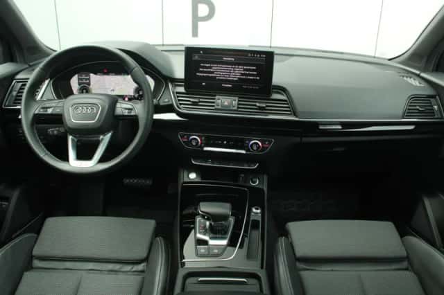 Audi Q5 (2024) thumbnail 5