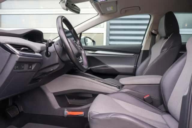 Škoda Enyaq (2022) thumbnail 4