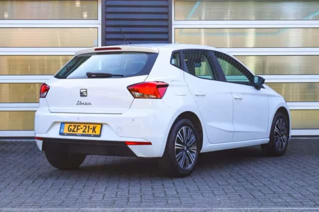 SEAT Ibiza (2025) thumbnail 2