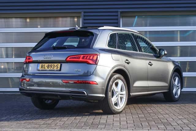 Audi Q5 (2018) thumbnail 2