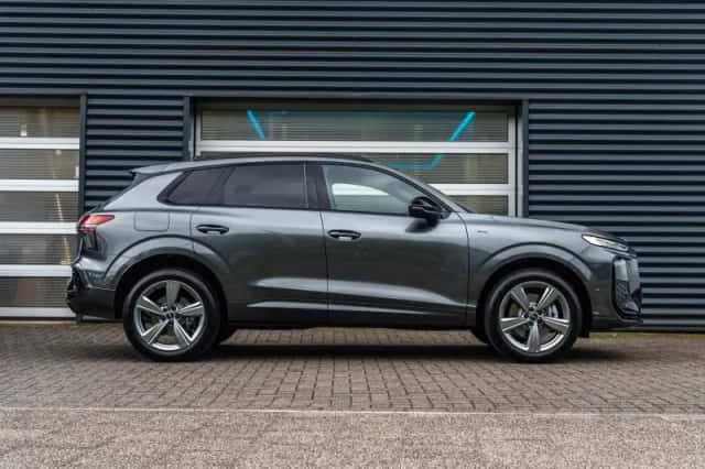 Audi Q3 (2026) thumbnail 3