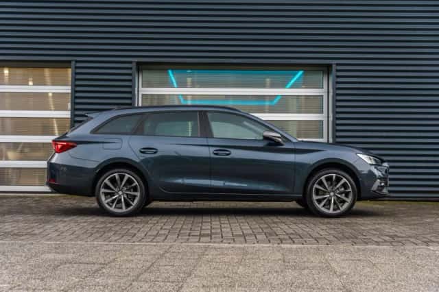 SEAT Leon Sportstourer (2026) thumbnail 3