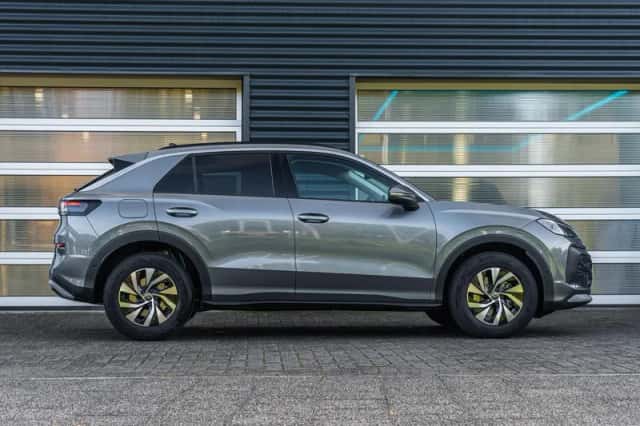 Volkswagen T-Roc (2026) thumbnail 3