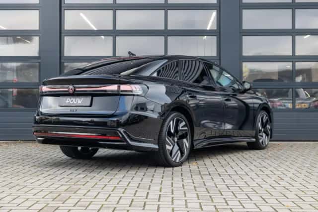 Volkswagen ID.7 (2026) thumbnail 2