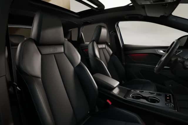 Audi Q4 e-tron (2026) thumbnail 4