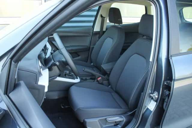 SEAT Arona (2026) thumbnail 4