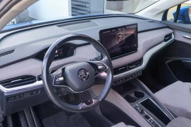 Škoda Enyaq (2021) thumbnail 4
