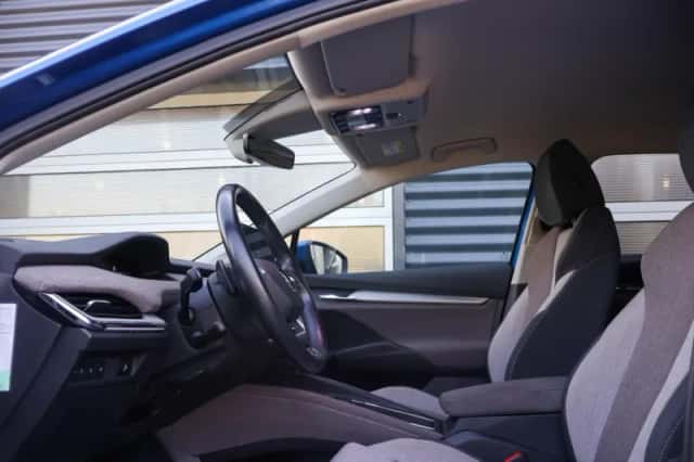 Škoda Enyaq (2021) thumbnail 5
