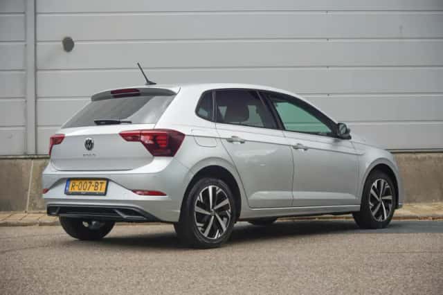Volkswagen Polo (2022) thumbnail 2