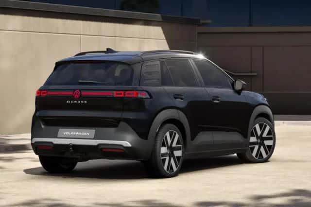 Volkswagen ID. Cross (2026) thumbnail 2